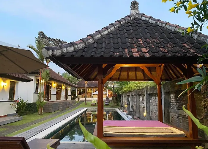 Agung Village 3*